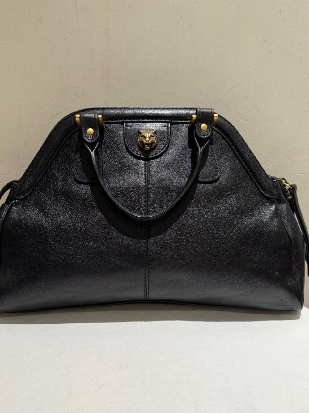 Gucci Re(Belle) Black Grain Cowhide Leather Medium Shell Top Handle Bag